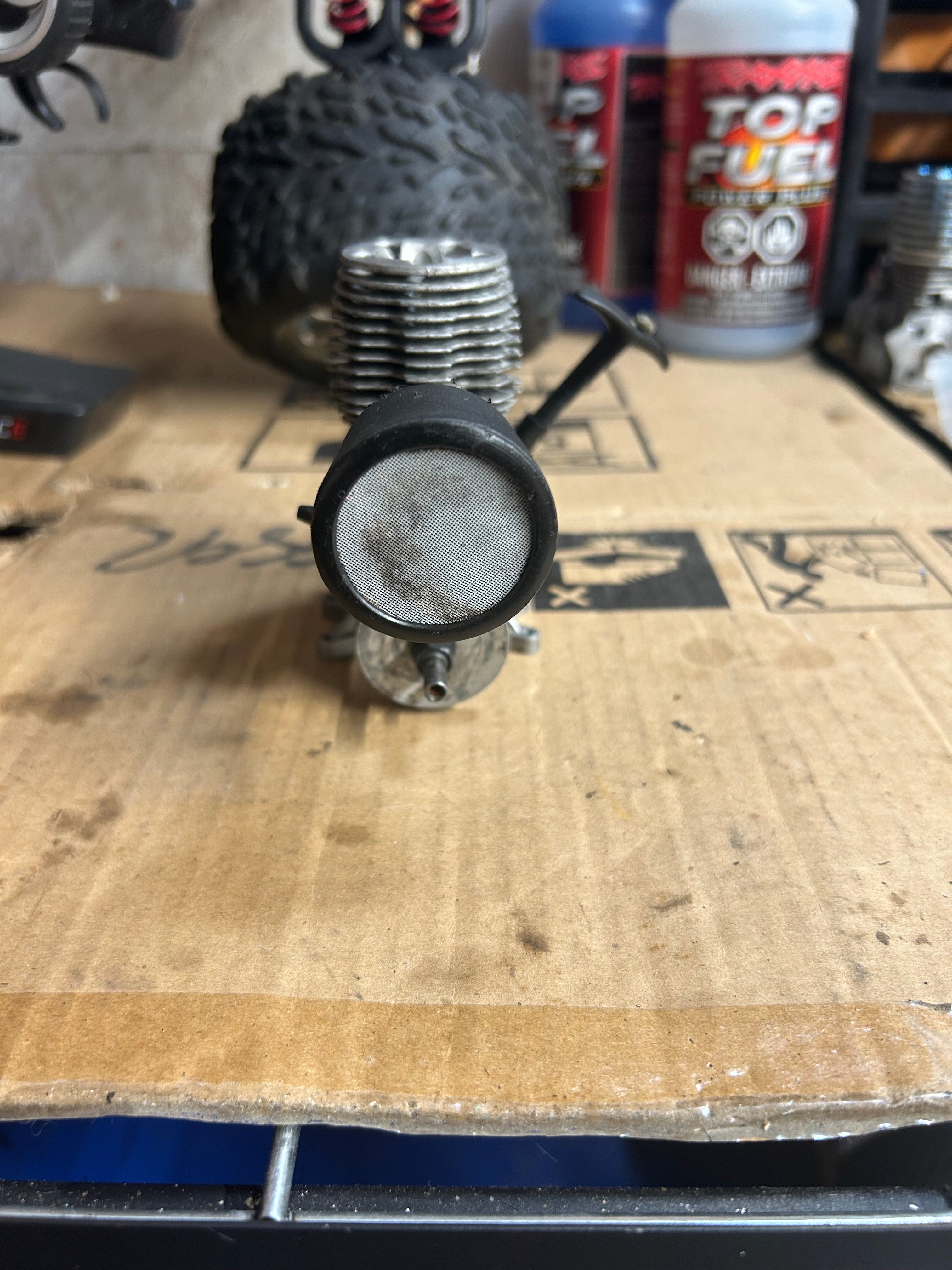 Original Traxxas TRX 2.5 Nitro RC Engine GREAT COMPRESSION AND RUNS GREAT